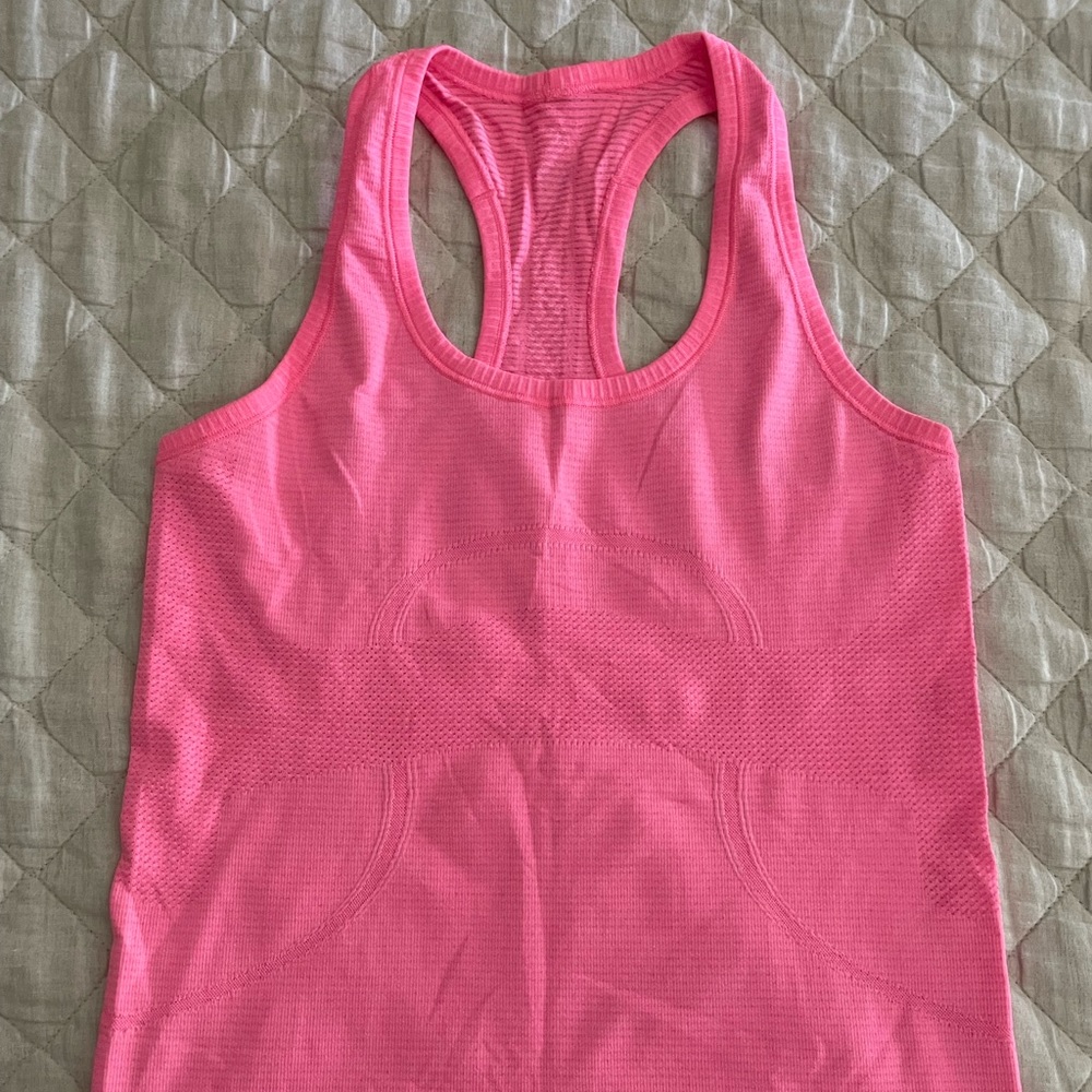 Lululemon Swiftly Tech Top